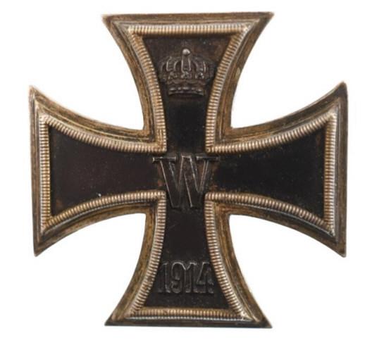 WWI German Iron Cross 1st Class Pinback Medal (1 of 3)