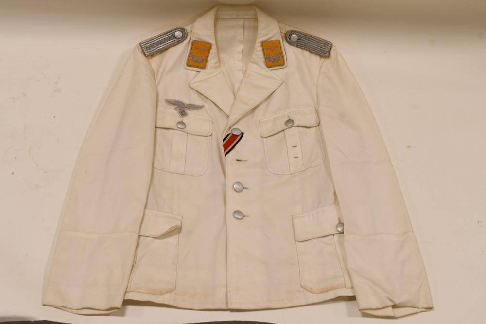 Museum Repro WWII German Luftwaffe Officer's Tunic (1 of 4)