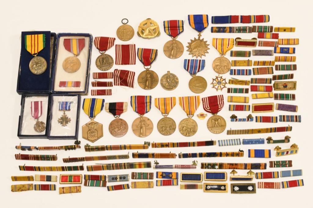 Lot Of US MIlitary Campaign Medals Ribbons & More Jan 18, 2020 Kraft Auction Service in IN