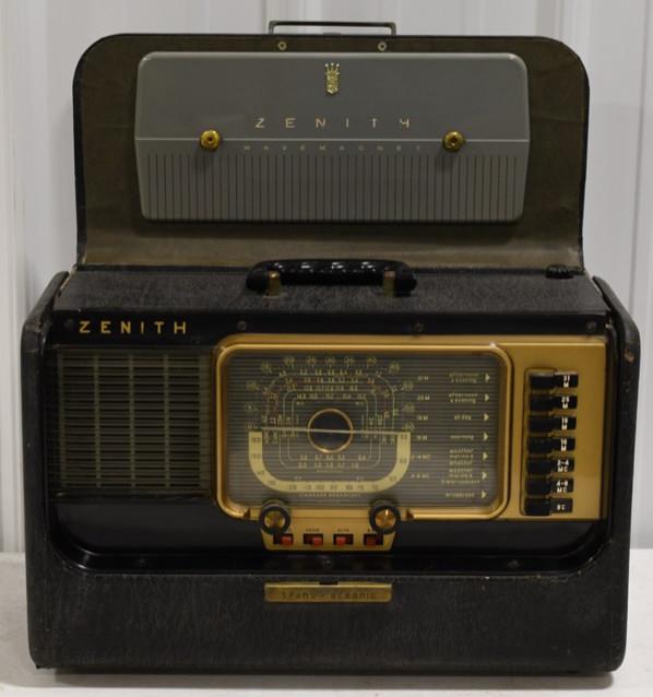 Zenith TransOceanic Radio w/ Wavemagnet Antenna: Chassis Model 5H40, model H500. Clean case, back panel has a patch about the size of a quarter. Antenna is whole and extends.