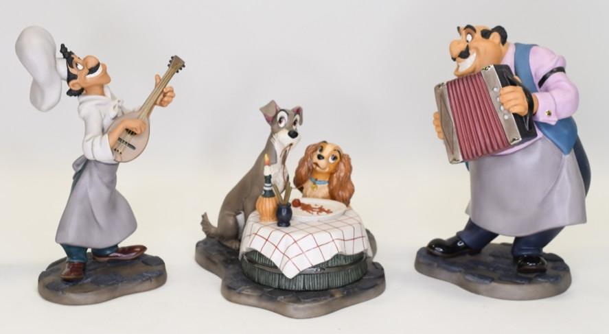 Disney Lady And The Tramp Bella Notte Figures: Nice Limited Edition Walt Disney Classics Collection porcelain figurine set titled "Bella Notte" from Disney's "Lady and the Tramp". The figurines are in great condition in the original box. The piece