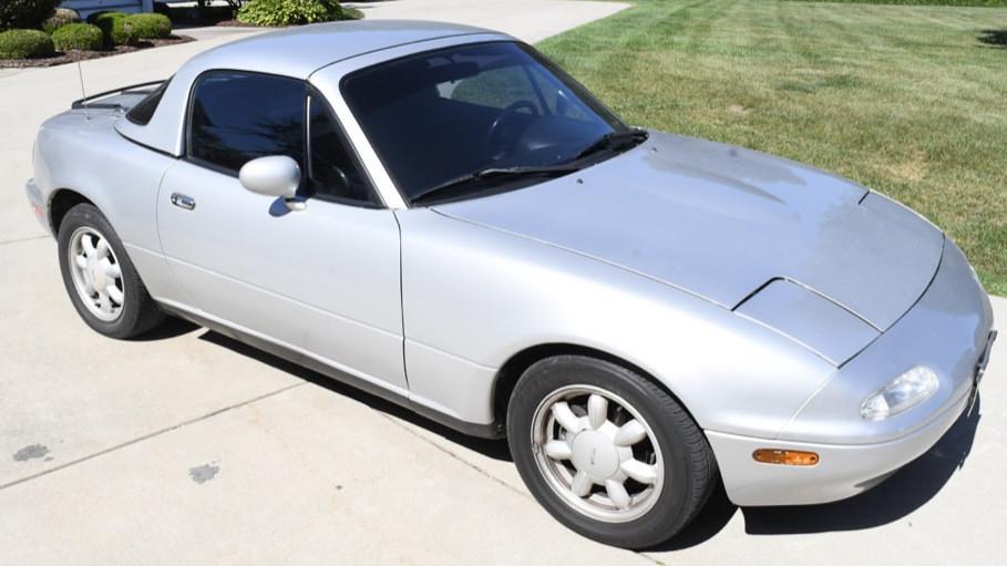 1990 Mazda Miata MX5 w/ hardtop (1 of 17)