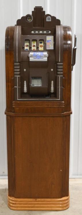 Mills 10¢ Extraordinary Club Console Slot Machine (1 of 11)