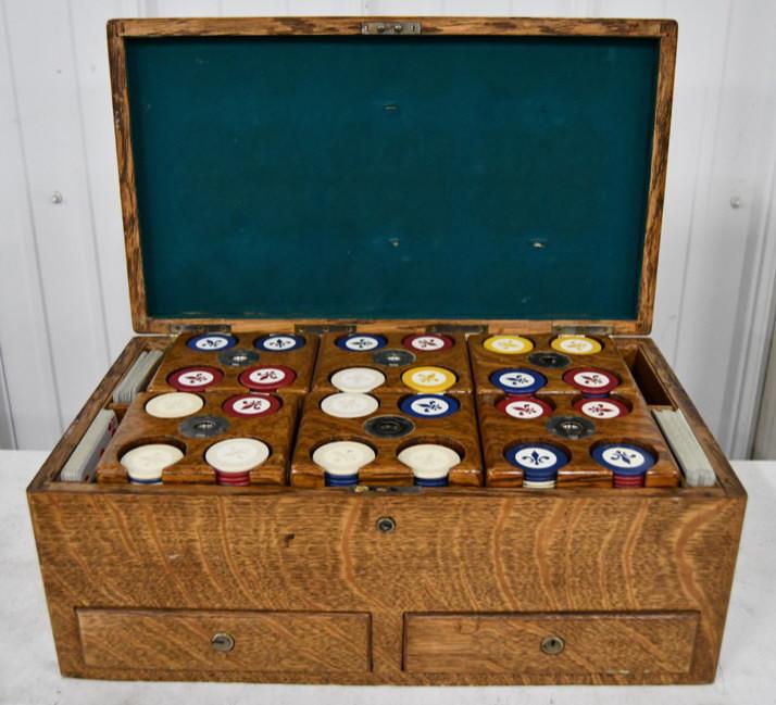 Vintage Poker Chip Set In Wood Travel Case (1 of 8)