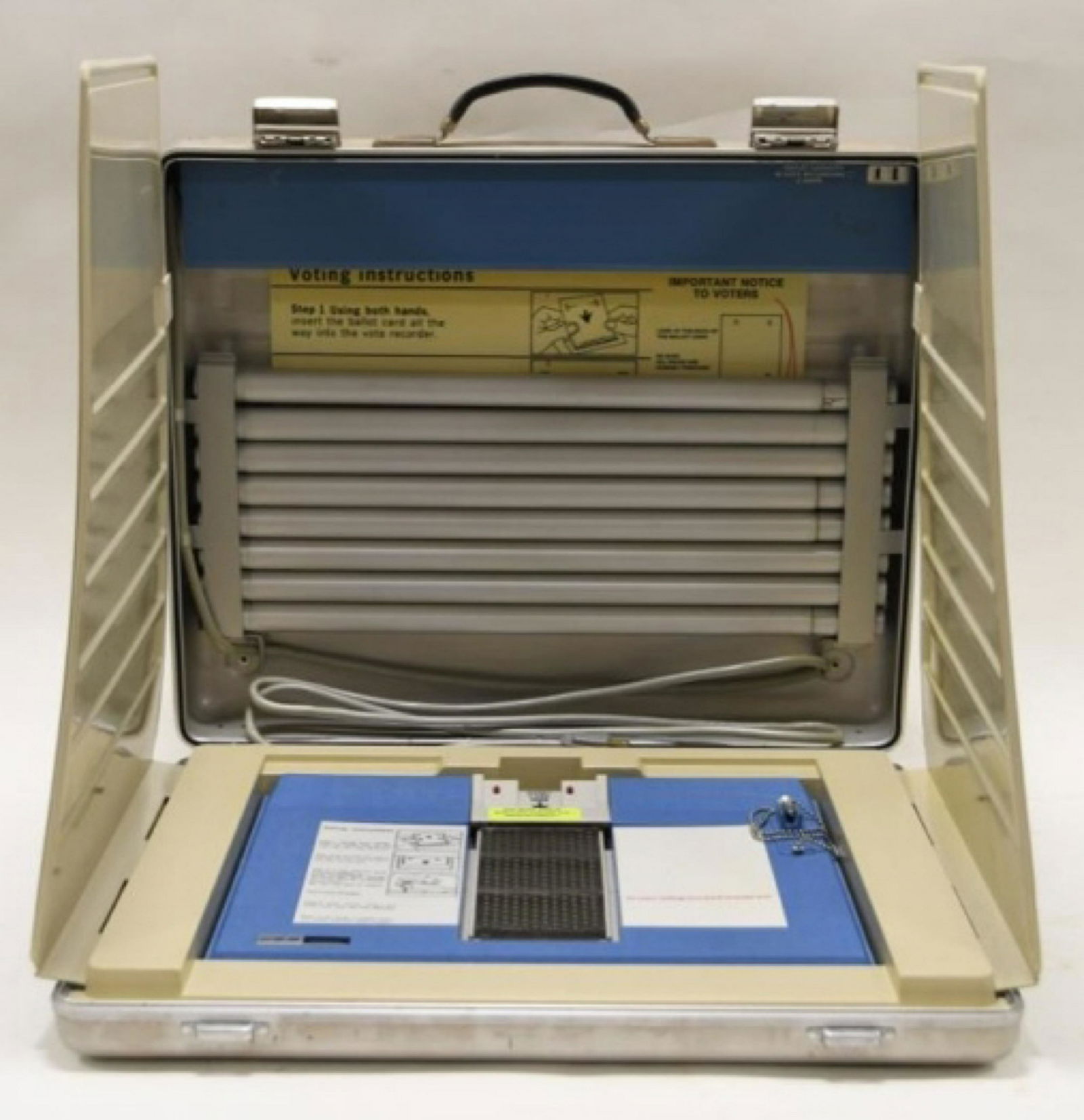 Portable '00 Florida Voting Booth Case (1 of 5)