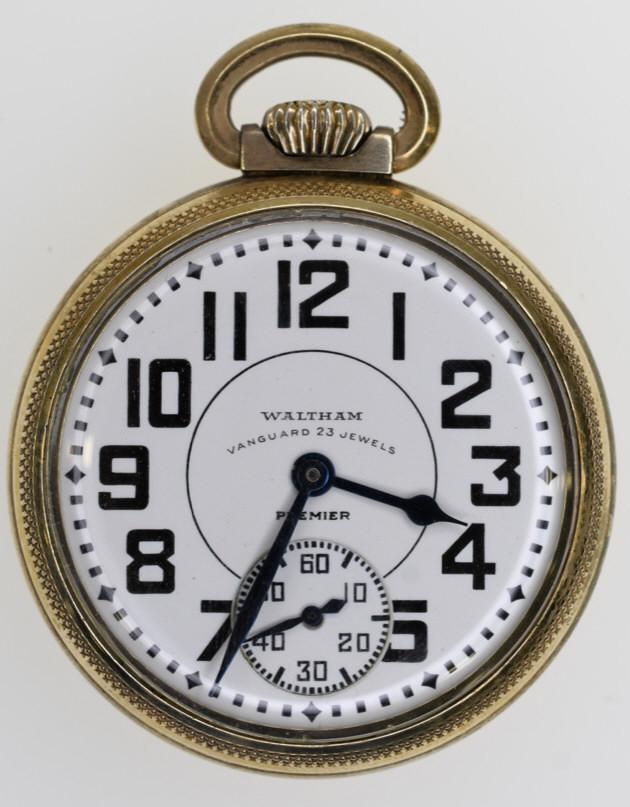 1937 Waltham Vanguard Railroad Grade Pocket Watch (1 of 4)
