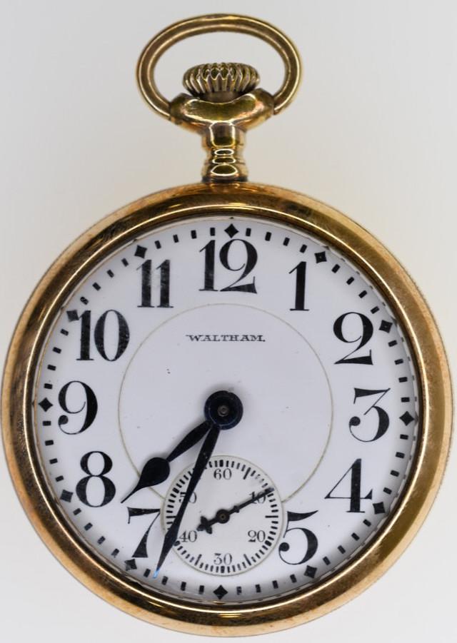 1915 Waltham Vanguard Railroad Grade Pocket Watch (1 of 4)