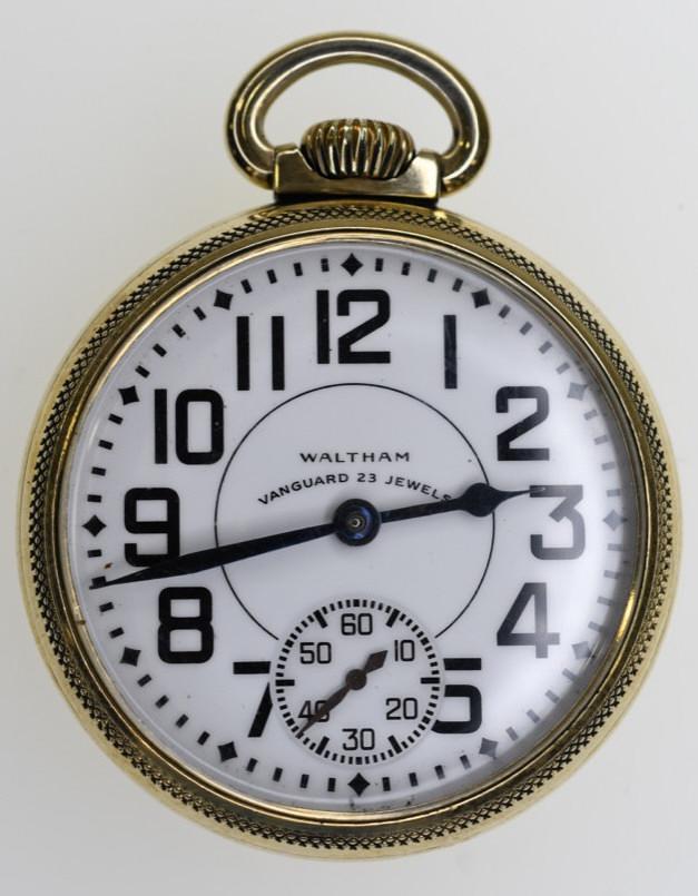 1943 Waltham Vanguard Railroad Grade Pocket Watch (1 of 4)