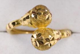 Ladies 21K Yellow Gold Diamond Cut Ring (1 of 2)