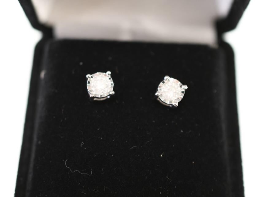LARGE DIAMOND SOLITAIRE EARRINGS (1 of 2)