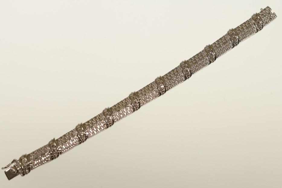 1CT DIAMOND TENNIS BRACELET: SILVERTONE