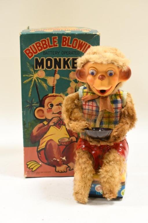 Alps Japan Battery Op. Bubble Blowing Monkey: Nice Alps Japan battery operated bubble blowing monkey. Displays nicely with wear from play and age. Untested. Measures approximately 10" tall.