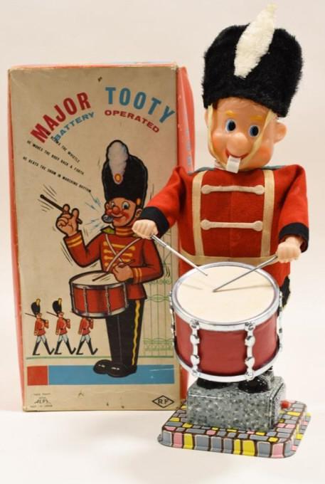 Japan Battery Op. Major Tooty Drummer Boy: Nice Alps Japan Battery Operated toy Major Tooty drummer boy battery with box. Displays nicely with wear from play and age. Measures approximately 12" tall.