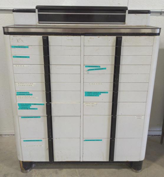 Art deco dental cabinet with 20 pull out drawers (1 of 7)