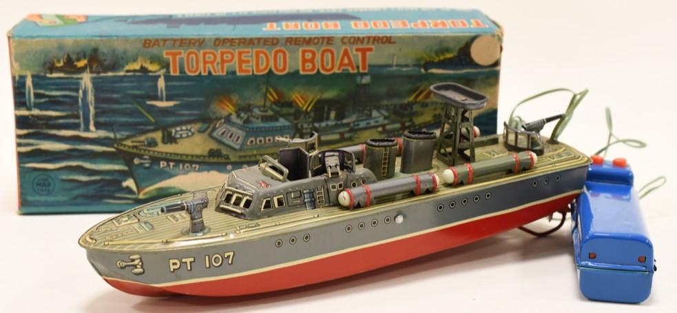 Linemar Remote Control Torpedo Boat: Nice Linemar battery operated remote control torpedo boat. Displys nicely with some wear from play and age. Untested. Measures approximately 11" long.