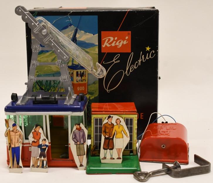 Marke Lehmann Rigi Electric 900E Gondola Sky Lift: Nice tin Marke Lehmann Rigi Electric 900E gondola sky lift in box. Displays nicely with some wear from age and play. Untested. Measures approximately 8" tall.