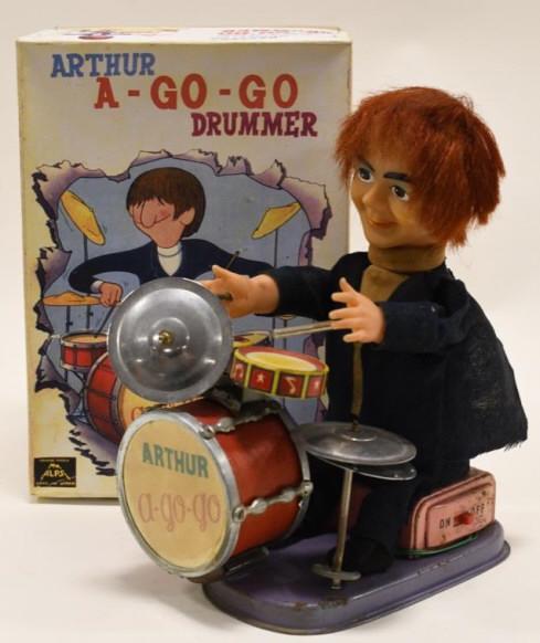 Alps Battery Op. Arthur A-Go-Go Drummer: Nice Alps battery operated Arthur A-Go-Go drummer with box. Displays nicely with wear from play and age. Untested. Measures approximately 9" tall.