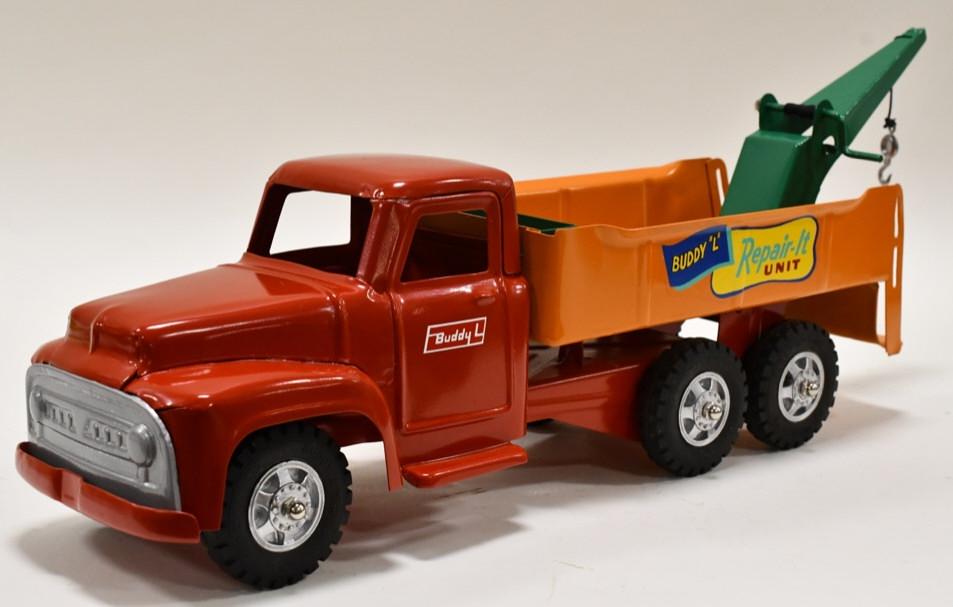 Restored Buddy L Repair-It Unit Wrecker Truck: Professionally restored Buddy L Repair-It Unit wrecker truck. Displays very nicely with light wear from display and storage. Measures approximately 24" across.