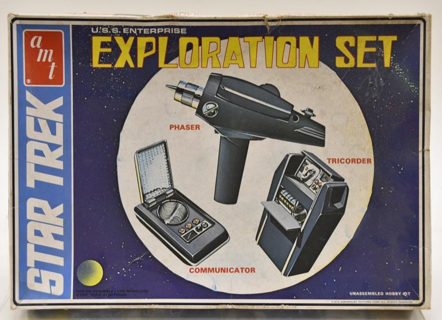 Star Trek U.S.S. Enterprise Exploration Set Model: 1974 AMT Ertl Star Trek U.S.S. Enterprise Exploration Set. Set displays nicely with the original box. Includes the instructions.