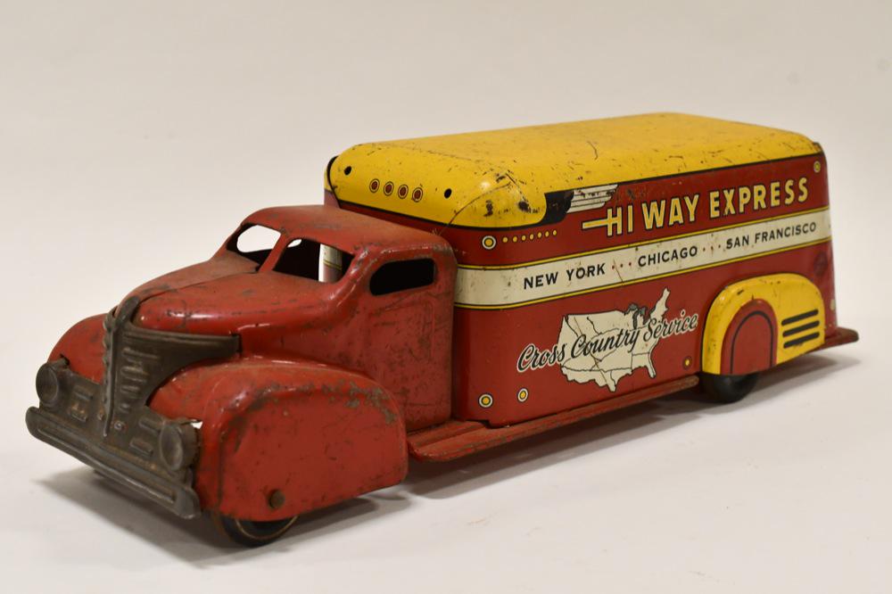 Louis Marx Hi Way Express Cross Country Service: Original Louis Marx Hi Way Express Cross Country Service truck. Displays nicely with paint loss and wear from play and age. Measures approximately 16" long.