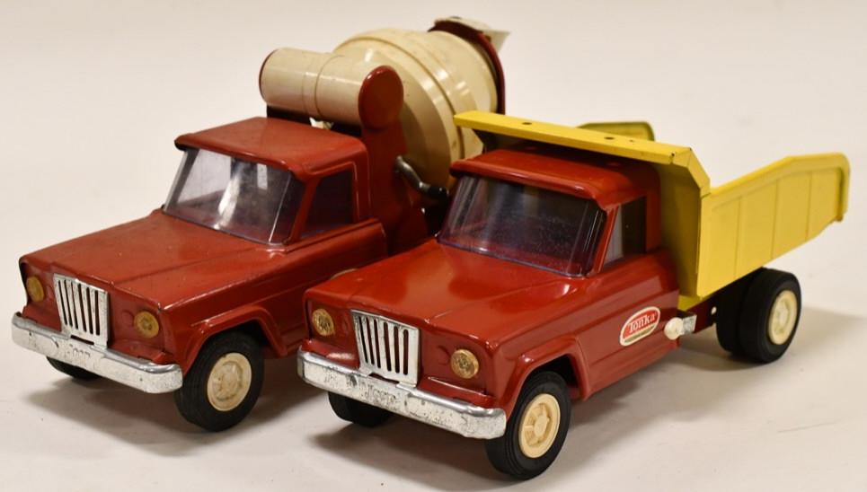 Mini Tonka Cement Mixer and Dump Truck: Mini Tonka cement mixer and Tonka dump truck. They display nicely with wear from play and age. Longest measures approximately 9" long.