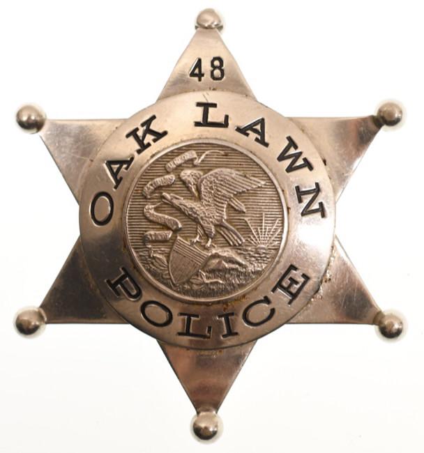 Obsolete Oak Lawn ILL Police Badge No.48 (1 of 2)