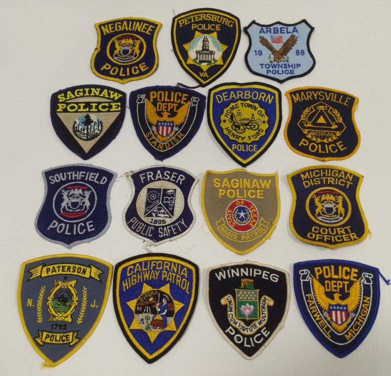 Lot Of 15 Obsolete Police Patches: Lot of 15 obsolete Police patches. Lot includes a variety of states and more. Thery vary in age and condition. Display well.