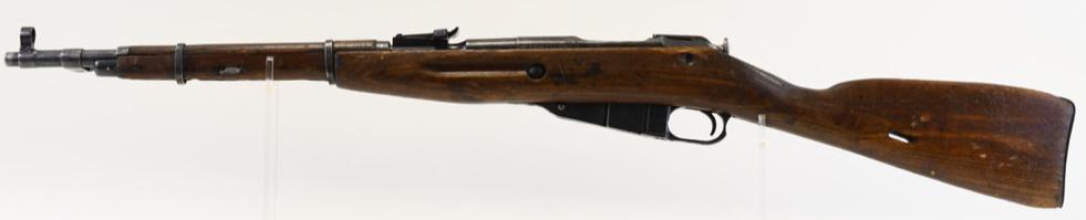 WWII Russian Mosin-Nagant M44 Carbine 7.62x54R: Nice dated 1945 WWII Russian Mosin-Nagant M44 bolt action Carbine in 7.62 x 54R. The carbine has a 20.2" barrel and is in nice used condition. SN:CK3025. FFL required for transfer. (471-3)