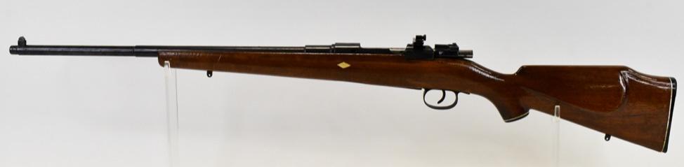 Spanish Oviedo 1926 7mm Bolt Action Rifle: Fabrica de Armas Spanish Oviedo 1926 bolt-action Mauser rifle in 7mm. The rifle is in good used condition and the barrel measures 22" long. SN: R6429. FFL required for transfer. (293-4)