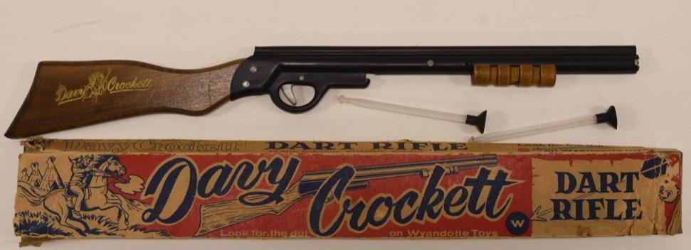 Wyandotte Toys Davy Crocket Dart Rifle: Nice Wyandotte Davy Crockett dart rifle with the box. The gun is in nice condition with light wear from age. Comes with 2 suction cup darts with rubber tips. Nice working condition. The box has wear a
