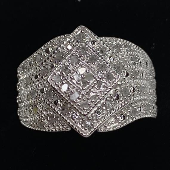 Silver Tone Diamond Dinner Ring: Size: 8