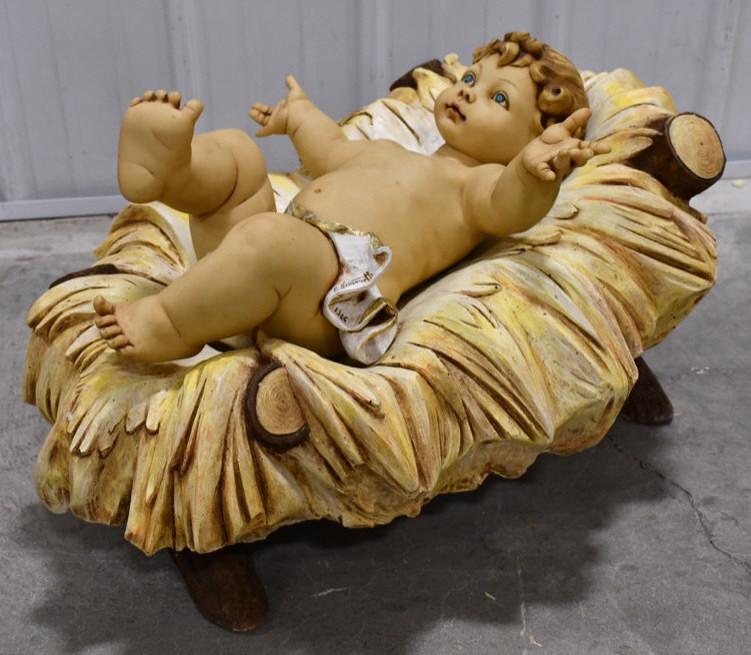 Large 1986 Fontanini Nativity Set "Baby Jesus": Large high quality Italian 1986 Fontanini resin outdoor Nativity Set "Baby Jesus" statue. Good condition with some wear from use and age. Has missing index finger on right hand . Includes original shi