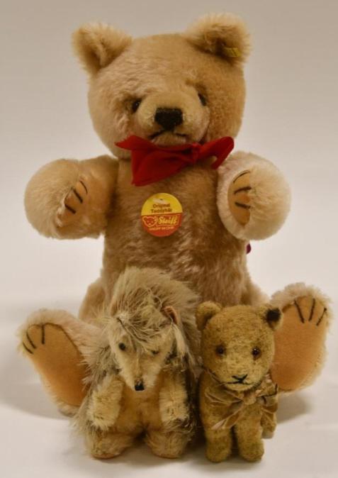Vintage Steiff Hedgehog, Lion Cub, and Teddy Bear: Nice lot of vintage Steiff including a hedgehog, lion cub, and teddy bear. The bear has the original tag. The cub and hedgehog are missing the tags. All display nicely with wear from age and use. Bear
