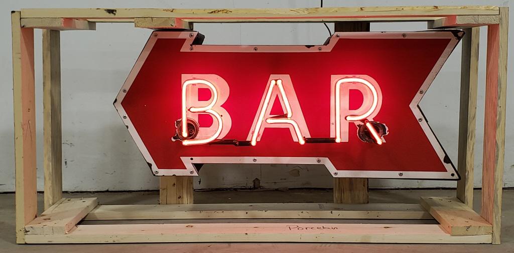 SSP "Bar" Neon Advertising Arrow Sign (1 of 8)
