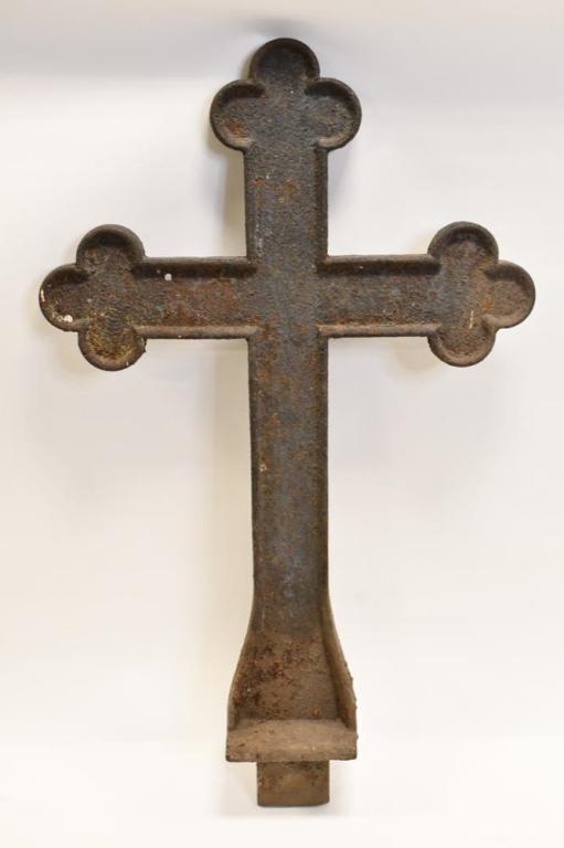Antique Cast Iron Cross Grave Marker: Antique cast iron cross grave marker. Displays very well with age appropriate wear including rust, and one small crack. It measures approximately 31" tall by 21" across.