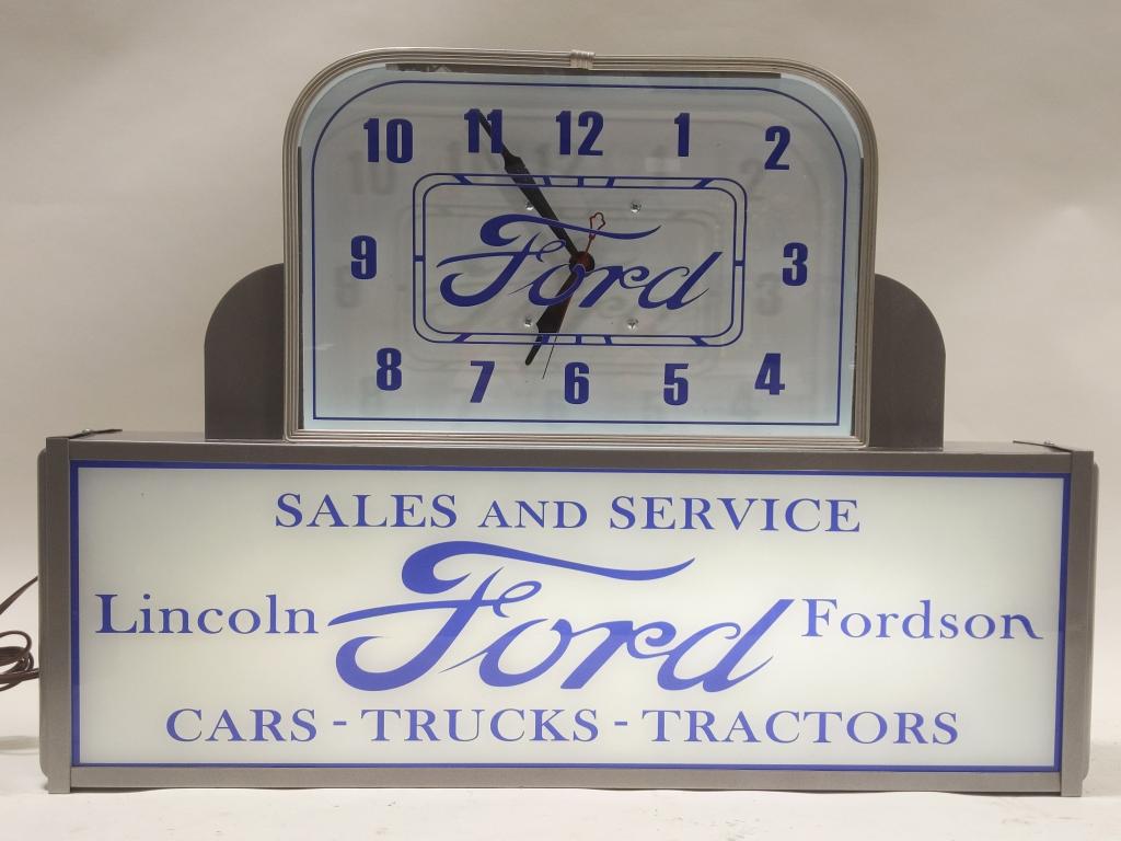 Fantasy Ford Dealership ROG Lighted Adv Clock (1 of 6)
