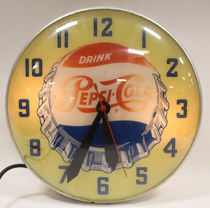 Vintage Pepsi-Cola Lighted Advertising Clock (1 of 5)