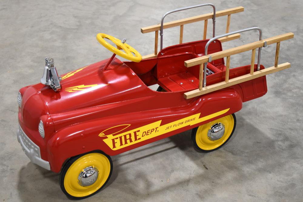 Murray Fire Dept. Jet Flow Drive Pedal Car (1 of 6)