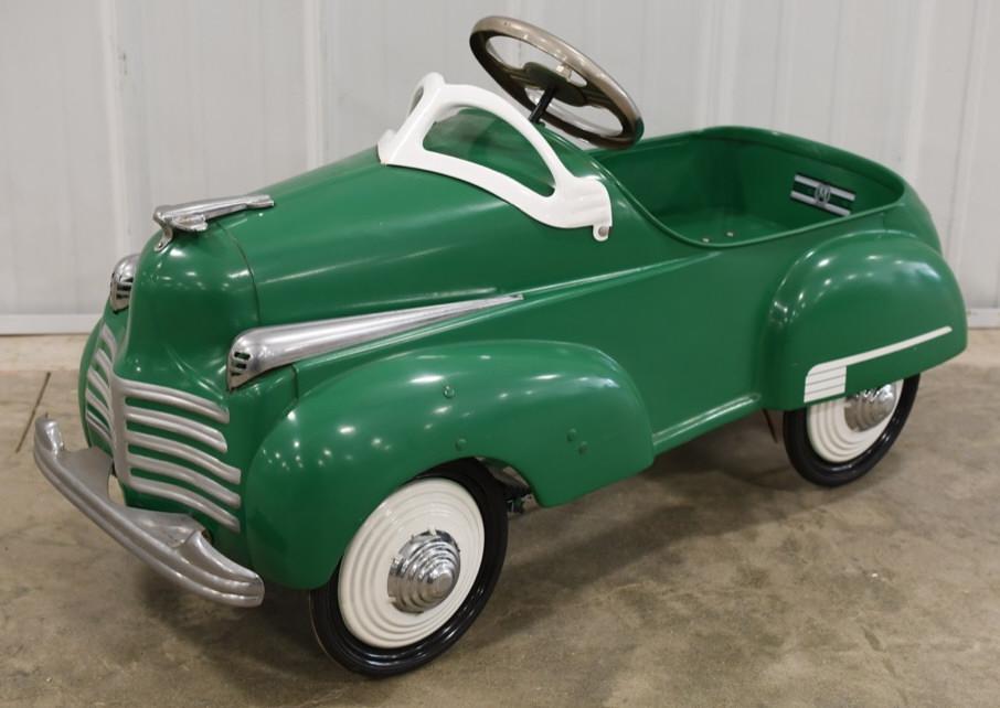Restored 1941 Murray Chrysler Pedal Car (1 of 9)