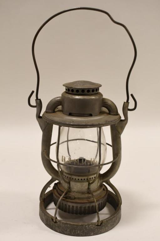 Vintage Dietz B&M Railroad Lanter w Etched Globe (1 of 6)