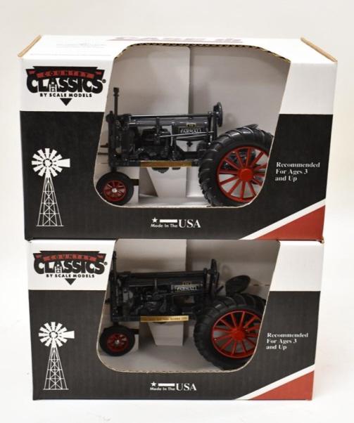 (2) 1/16 Scale Models Farmall F-12 Tractors: (2) 1/16 Scale Models McCormick-Deering Farmall F-12 tractors. Scale Models open house November 2000. Nice condition in the boxes