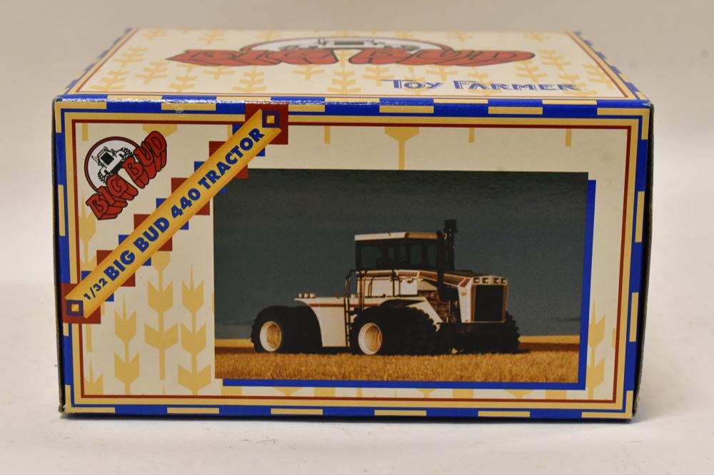 1/32 Ertl Big Bud 440 Tractor With Triples: 1/32 scale Ertl Big Bud 440 tractor with triples. Toy Farmer special edition. Nice condition in the box.
