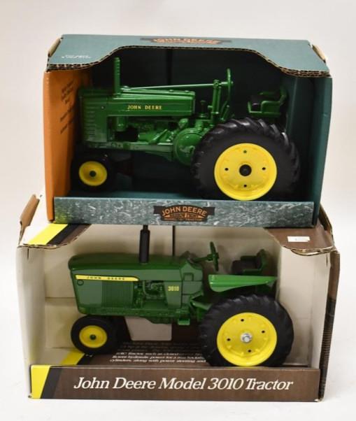 1/16 Ertl John Deere 3010 & Model G Tractors: 1/16 scale Ertl John Deere Model 3010 and Model G tractors. Nice condition inthe boxes.