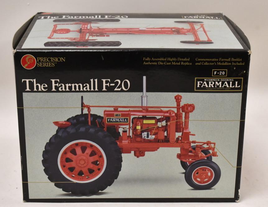 1/16 Ertl McCormick-Deering Farmall F-20 Precision: 1/16 Ertl McCormick-Deering Farmall F-20 Precision Classics #6. Nice condition in the box.