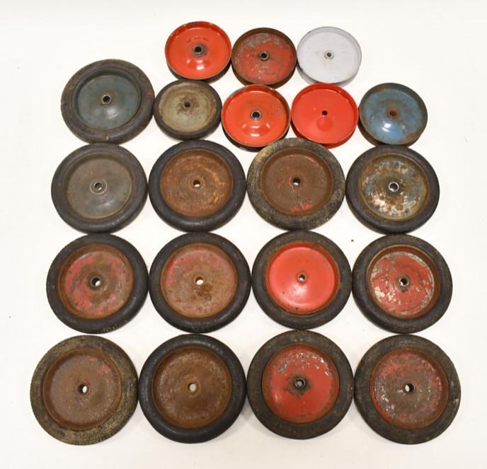 Lot of Keystone / Sturditoy / AN Truck Tires & Rim: Lot of Keystone, Sturditoy, American National, Buddy L truck tires and rims. All have wear from age. Largest measures approximately 4 1/2" in diameter.