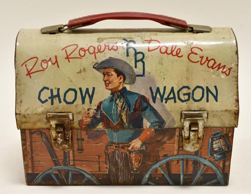 1955 Roy Rogers Dale Evans Chow Wagon Lunch Box: 1955 Roy Rogers and Dale Evans Chow Wagon metal lunch box. Lunch box has paint loss and rust from use and age. Displays nicely. Measures approximately 9" across.