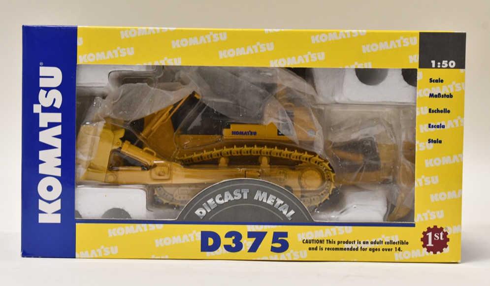 1/50 1st Gear Komatsu D375 Bulldozer: 1/50 scale 1st Gear Komatsu D375 bulldozer with ripper. Nice condition in the box.