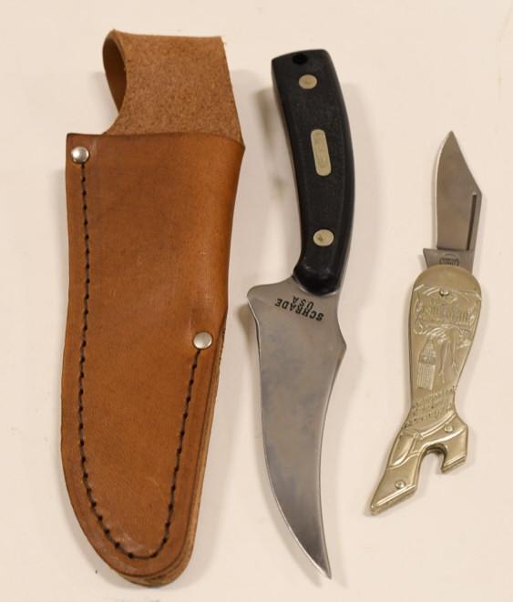 Vintage Knife Lot / Schrade Fixed Blade & Nehi: Lot of two vintage knives. Lot includes a vintage Schrade fixed blade knife with leather sheath and a vintage remington Nehi boot folding knife. Both are in nice condition with light wear from age. Th