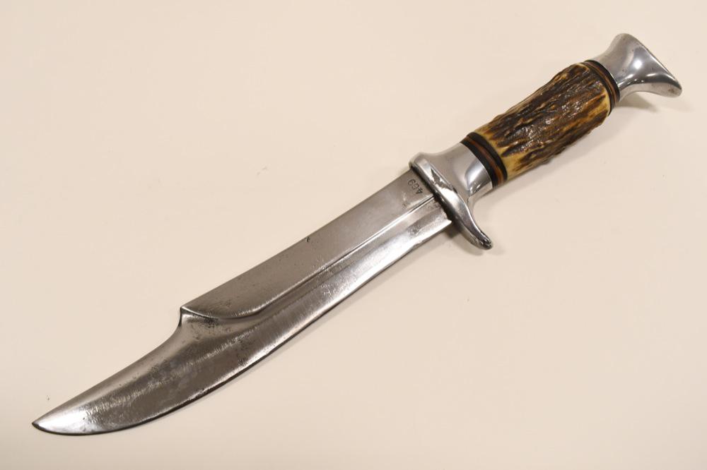 Vintage Edge Brand No.469 Stag Handle Bowie Knife: Vintage Ege Brand Solingen Germany stag handled bowie hunting knife model no. 469. Fair condition with wear from use and age. Has a polished / cleaned blade. Overall it measures approximately 13" acro