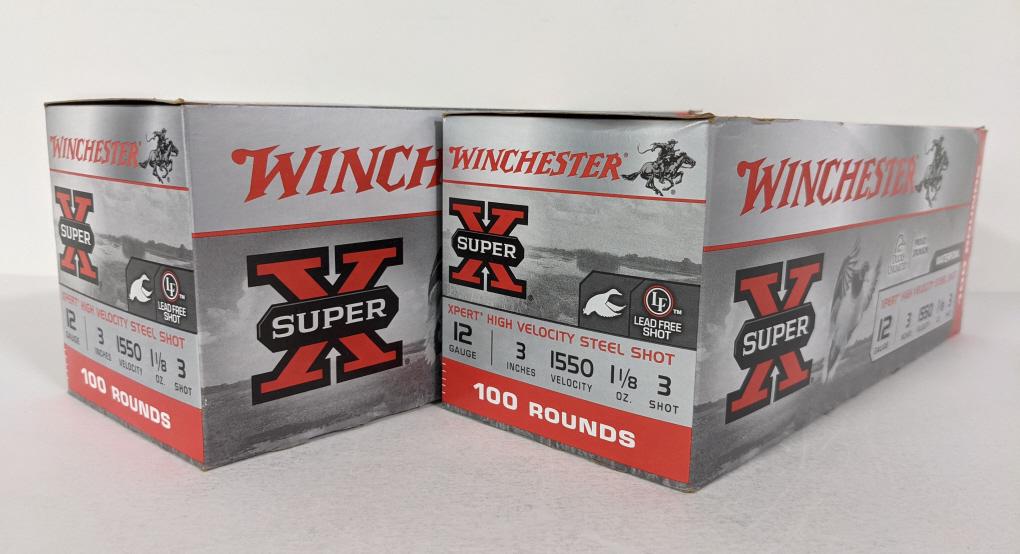 200 Rounds Winchester 3 Shot 12 Ga Shot Shells: 200 rounds of Winchester Super X Waterfowl 12 gauge, 1-1/8 ounce, 3", 3-shot shells. Comes in two 100 round cases.